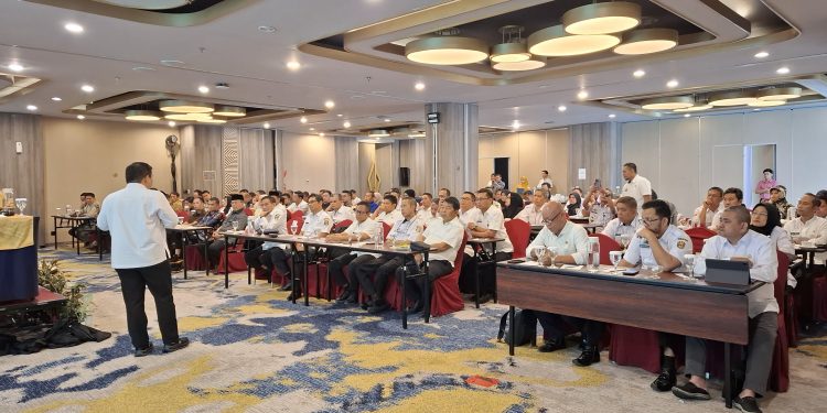 DPRD WAJO BERSAMA PEMERINTAH DAERAH KABUPATEN WAJO MENGIKUTI RAPAT KOORDINASI PROGRAM PEMBERANTASAN KORUPSI TERINTEGRASI