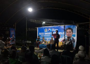 Reses di Titik ke Dua, Warga Wajo Riaja Keluhkan Kondisi Jalan ke Politisi Gelora