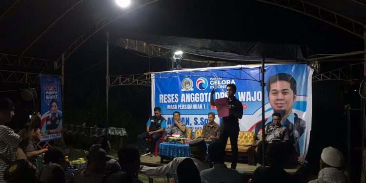 Reses di Titik ke Dua, Warga Wajo Riaja Keluhkan Kondisi Jalan ke Politisi Gelora